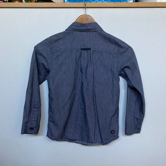 TEA - Boy's size 8 Button Down Shirt - Picture 2 of 6